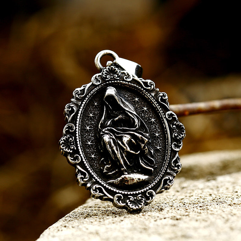 Titanium Steel Grim Reaper Skull Pendant - Retro European and American Magic Mirror Jewelry for Men