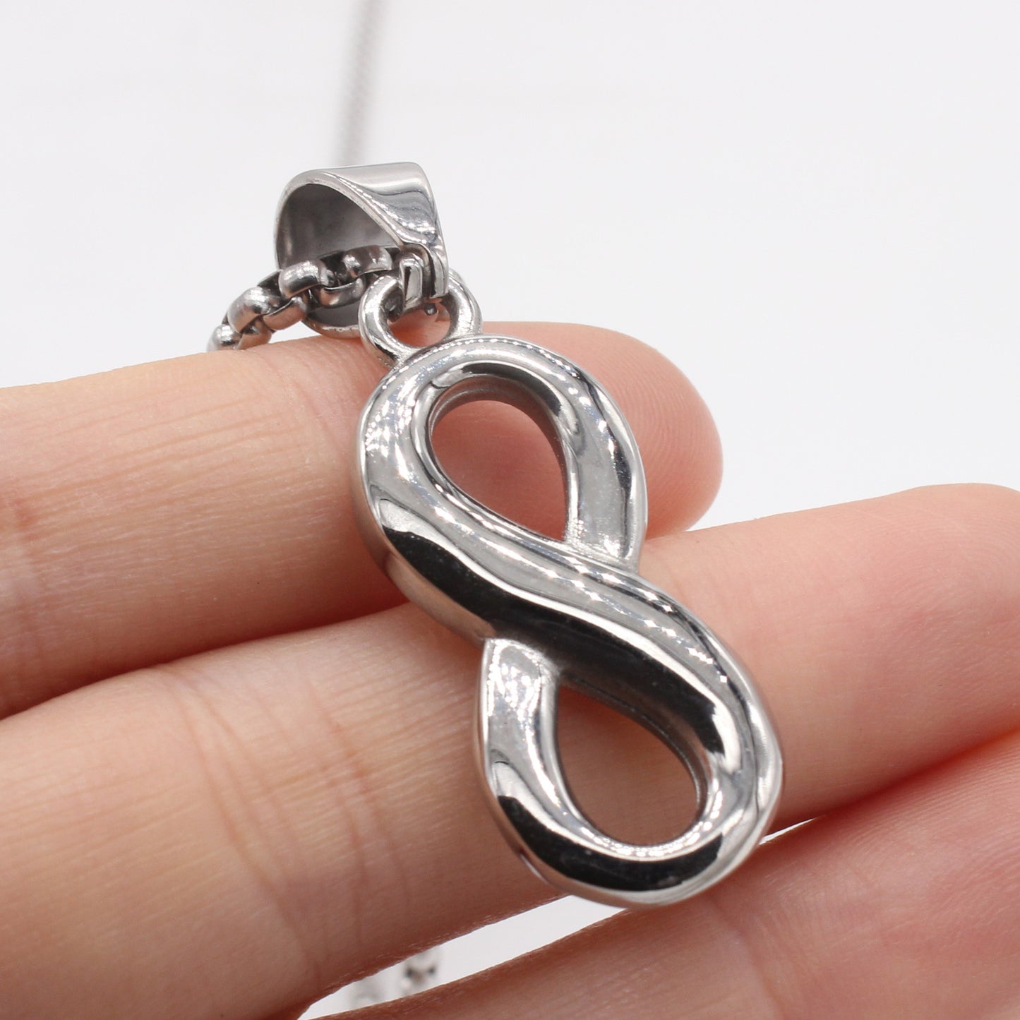 Planderful Jewelry Personalized Men's Vintage Pendant in Steel European Inspired