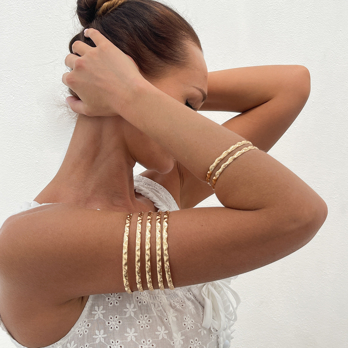 Planderful Vienna Verve Bracelet – Simple Irregular Hollow Design