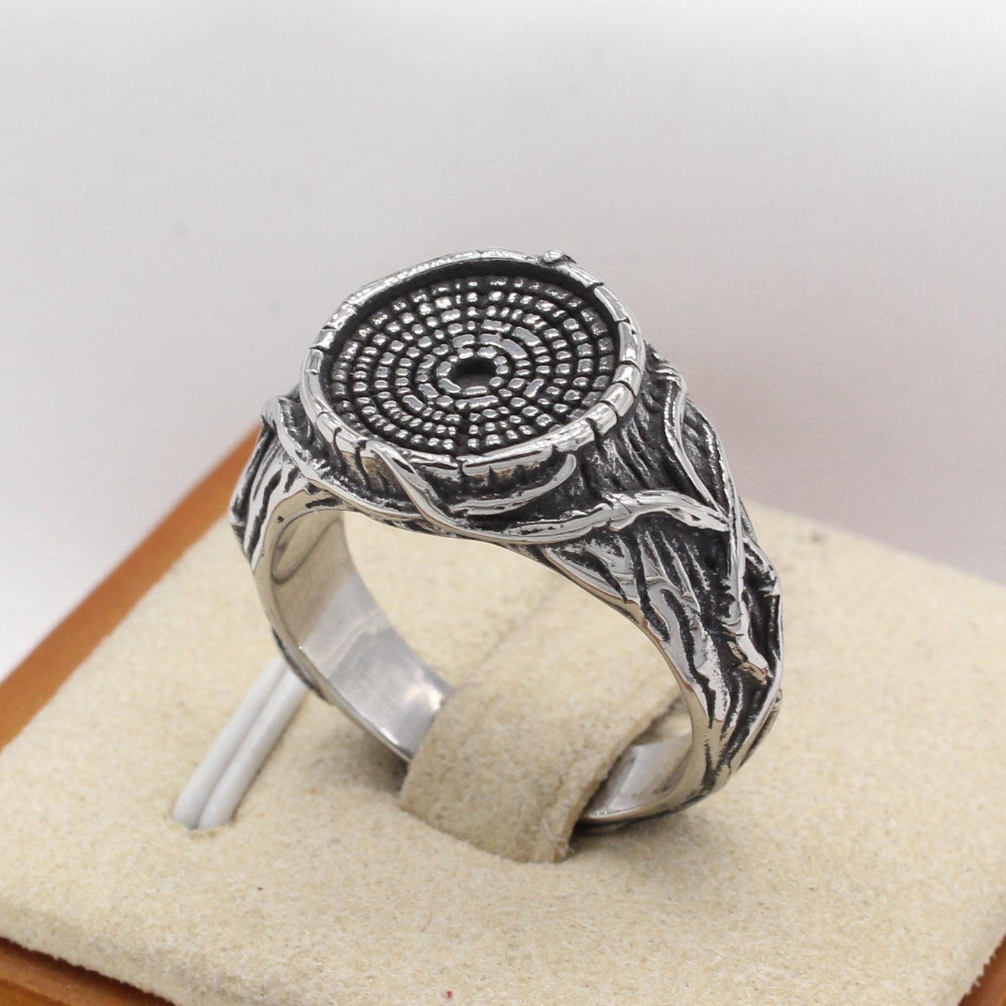 Planderful Everyday Genie Men’s Titanium Steel Ring – Retro Life Tree Design for Personalized Style