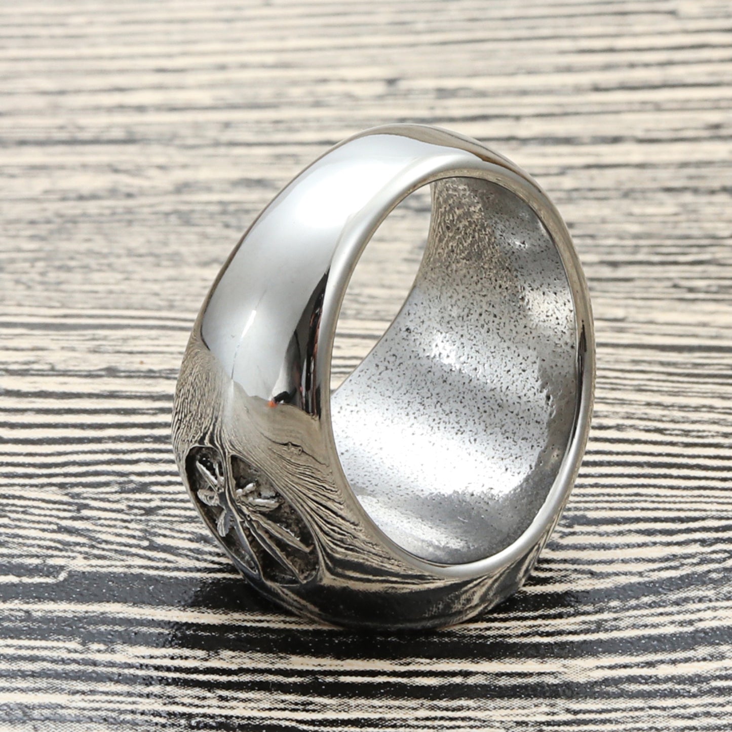 Titanium Steel Maple Leaf Ring for Men - Retro Punk Style in Stainless Steel