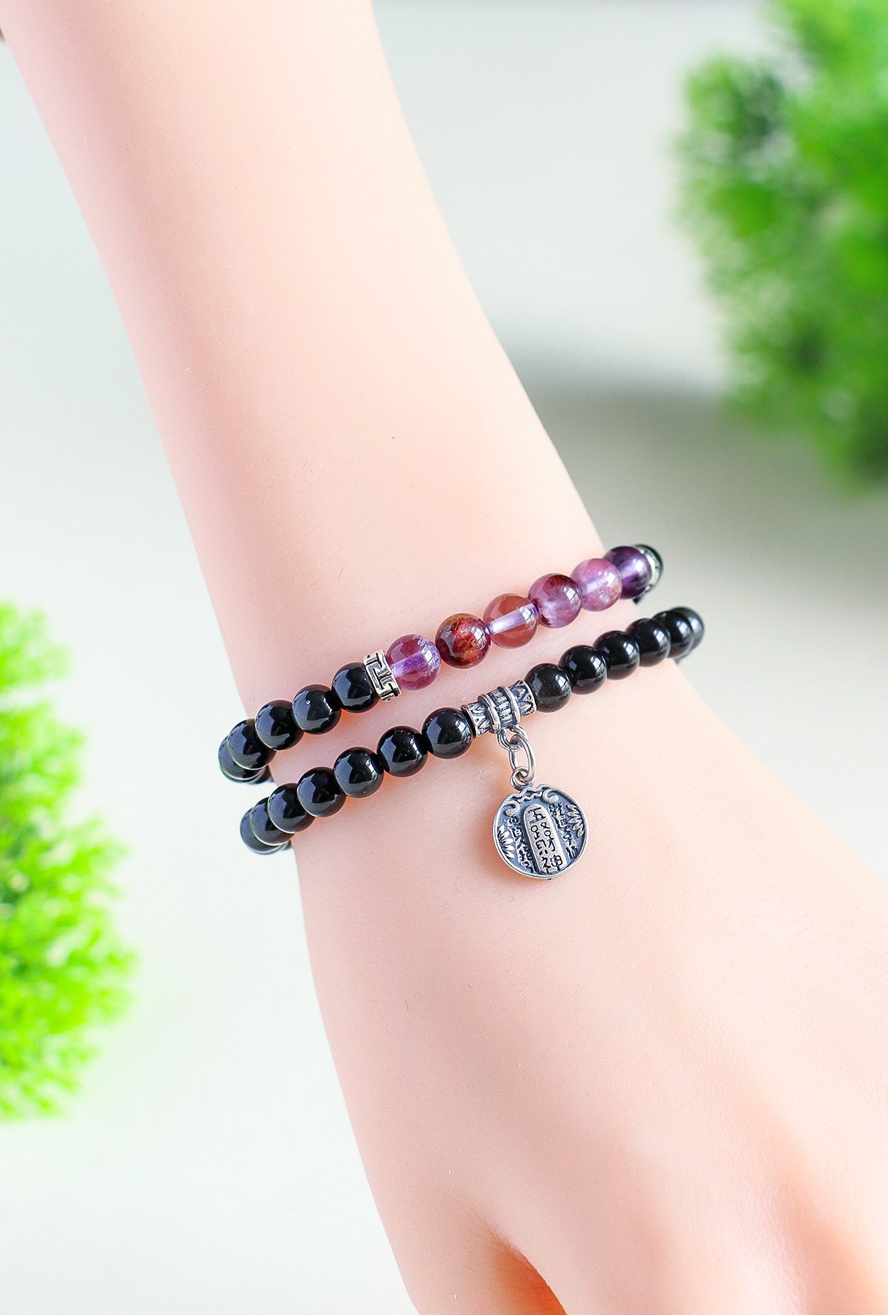 Planderful Fortune's Favor Bracelet – Obsidian Luck and Retro Elegance