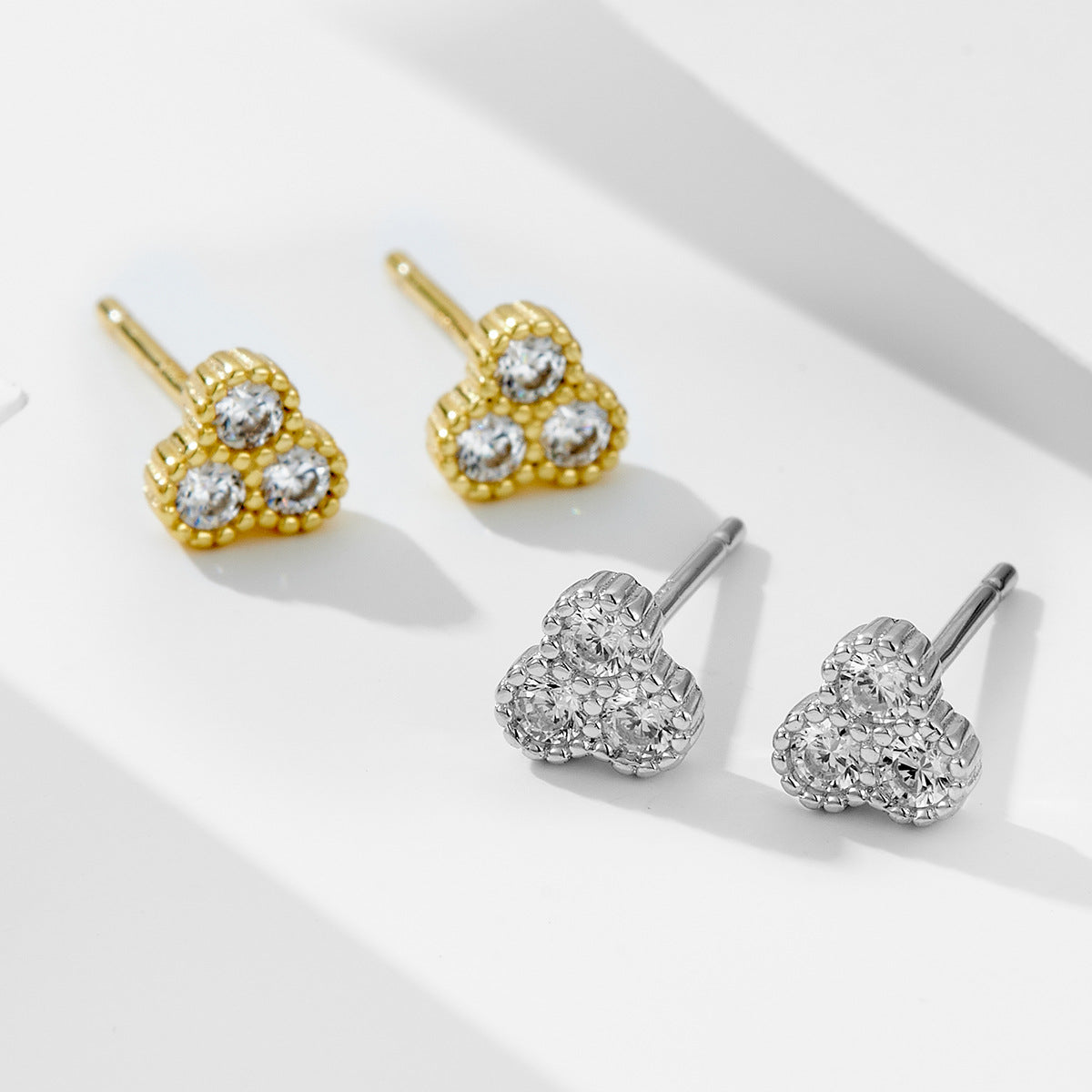 S925 Sterling Silver And Small Micro-Inlaid Zircon Stud Earrings Femininity Geometric Earrings Premium