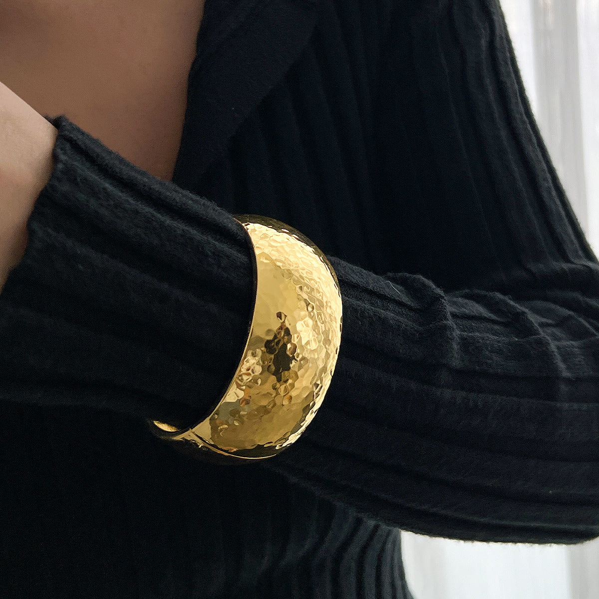 Exaggerated Water Ripple Smooth Surface Wide Bracelet Alloy Ring Bracelet