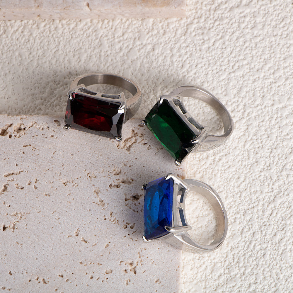 Trendy Zircon Queen Ring in Titanium Steel - Wholesale Fashion Jewelry