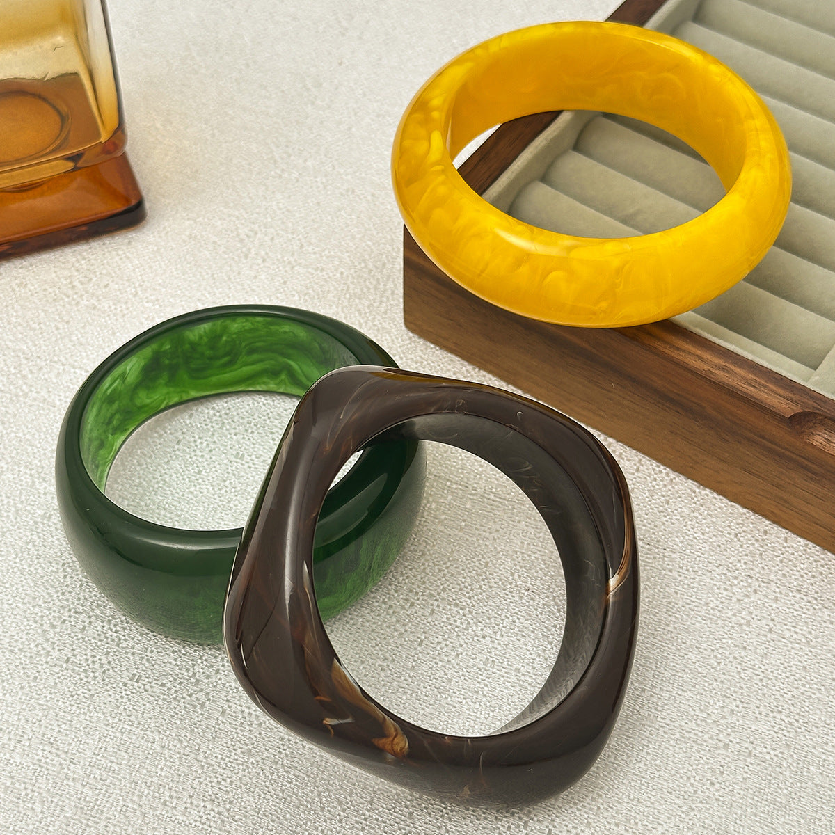 Planderful Geometric Retro Bracelet Vienna Verve Metal Bold Statement Jewelry For Fashionable Women