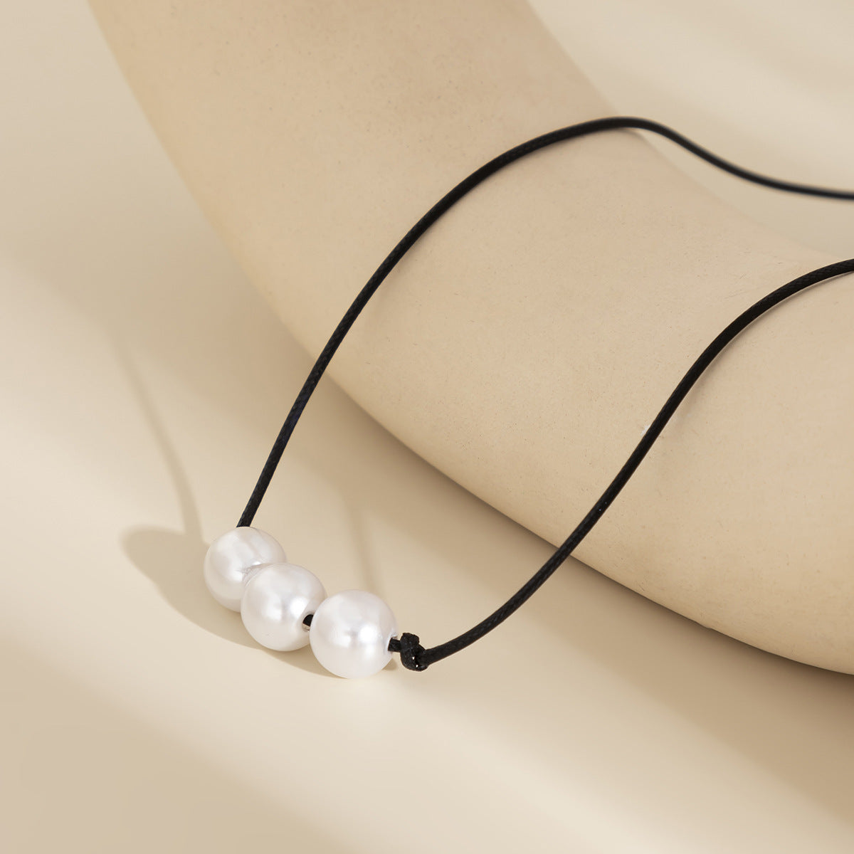 Planderful Pearl Pendant Necklace For Women Imitation Beaded Wax Thread Collarbone Jewelry Elegant Vienna Verve