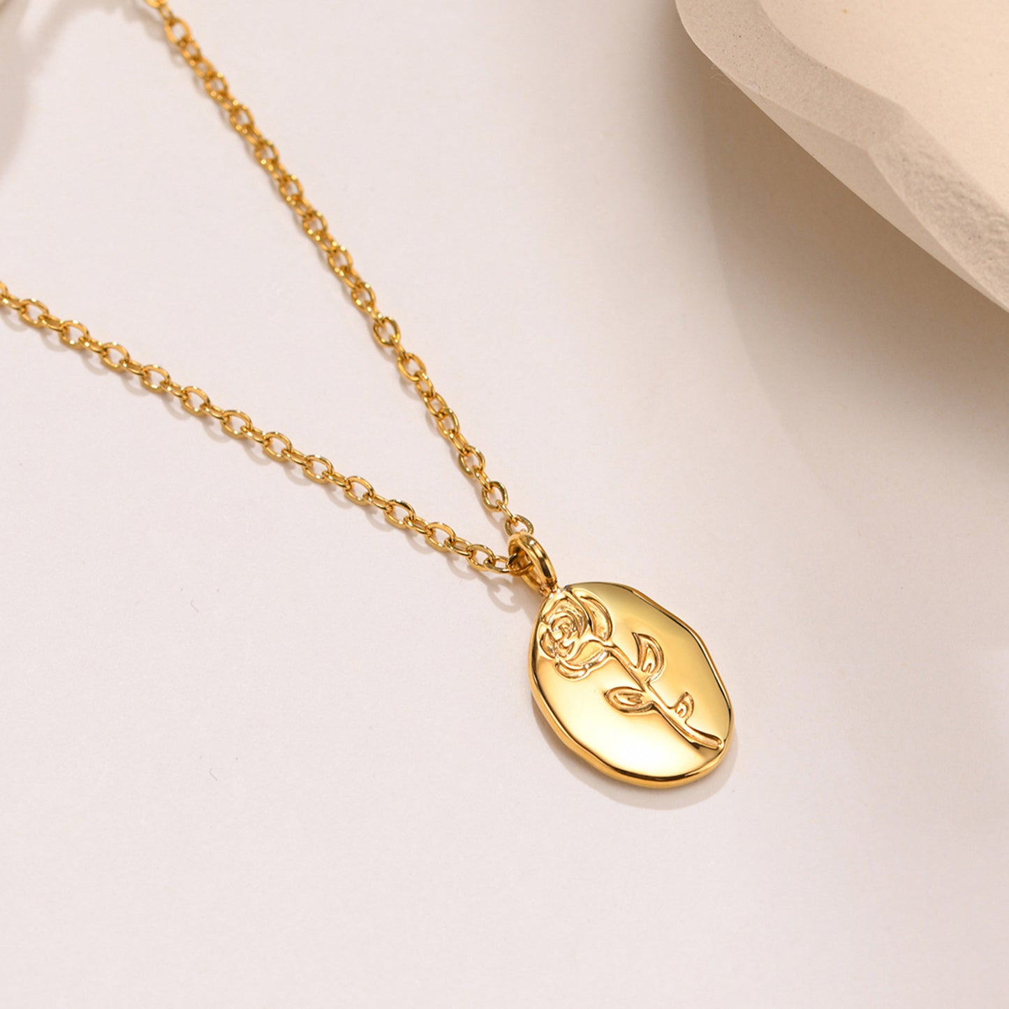 Rose Pendant Round Necklace Clavicle Chain Stainless Steel