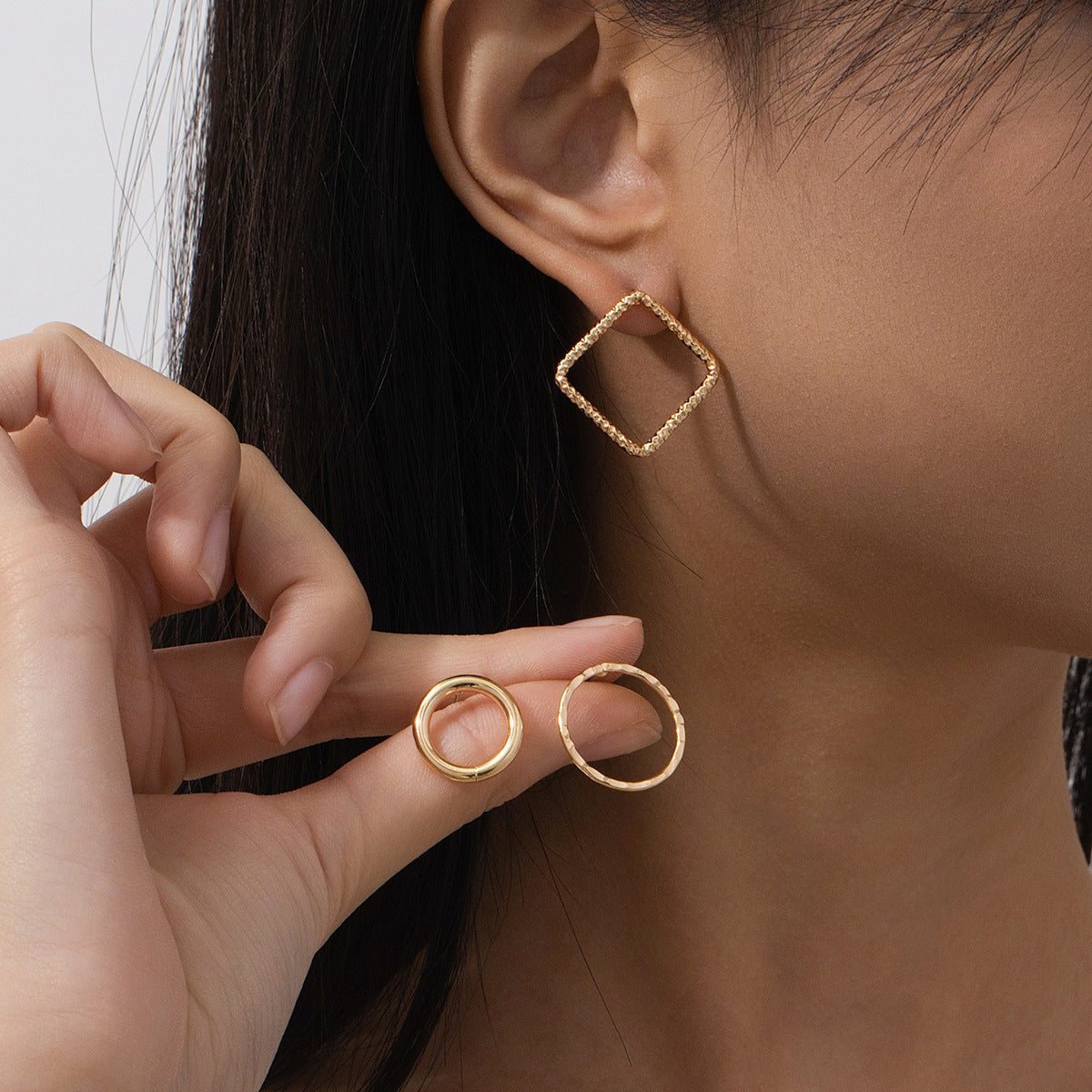Planderful Vienna Verve Earrings Set – Versatile Minimalist Design