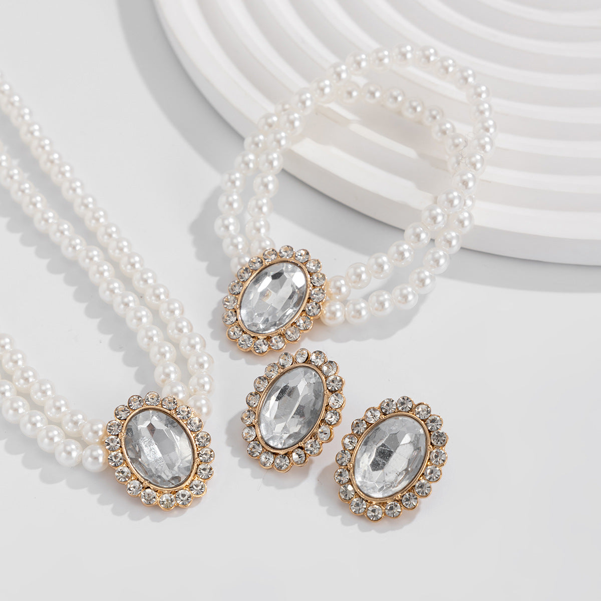 Planderful Vienna Verve Collection – Elegant Retro Pearl and Zircon Jewelry Set