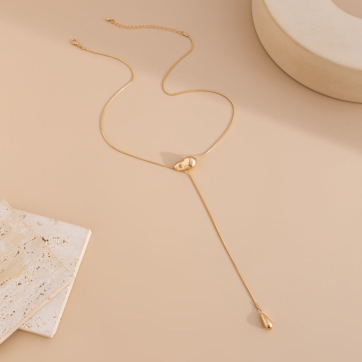 Feng Shui Drop-Shaped Pendant Liquid Irregular Pull Long Necklace