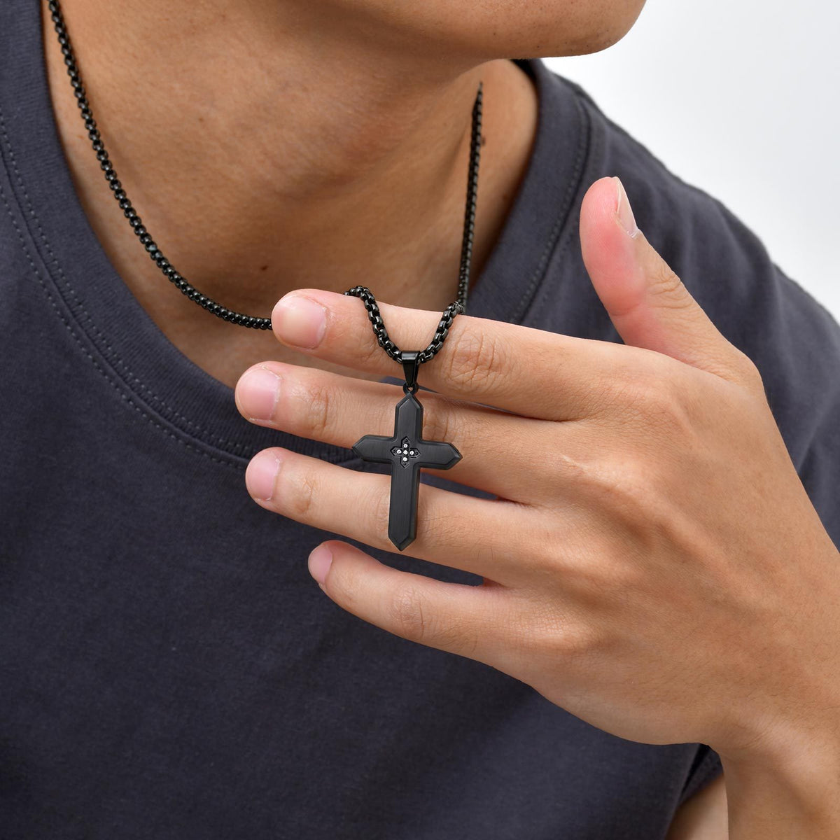 Unisex Classic Stainless Steel Inlaid Zircon Sand Surface Cross Pendant Square Pearl