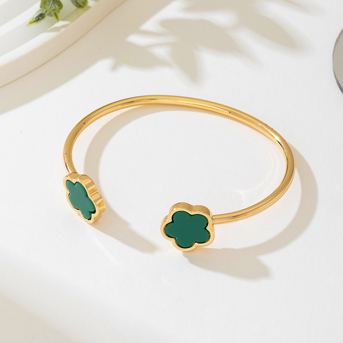 Planderful Vienna Verve Bracelet Set – Fashionable Retro High-End Design