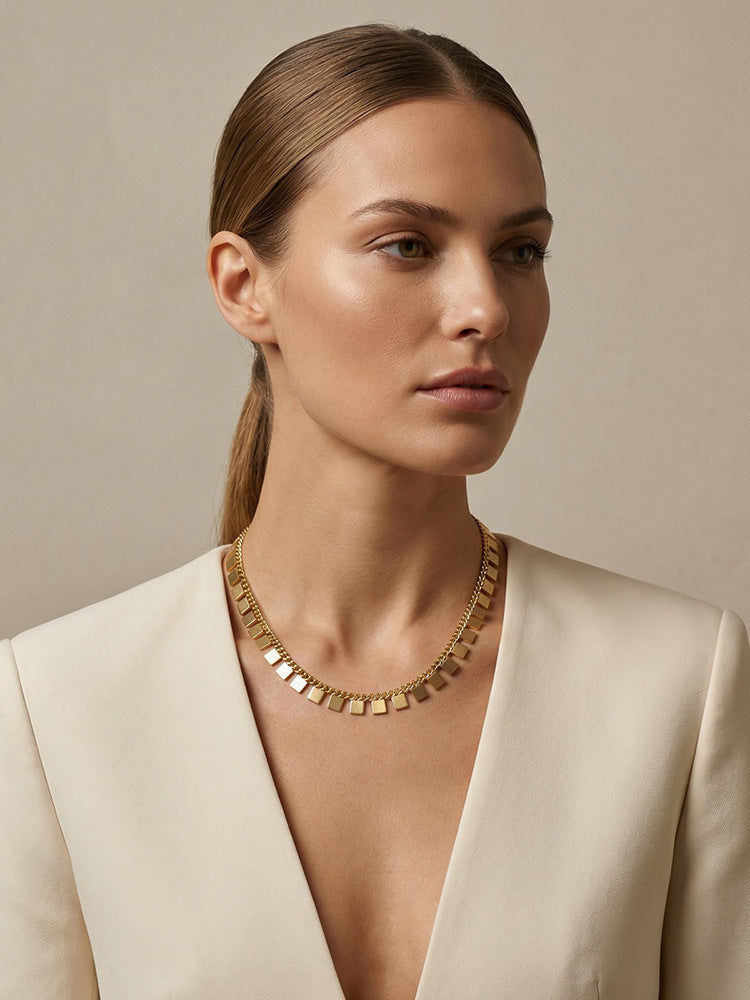 Stainless Steel Collarbone Chain – Gold Heart-Shaped Disc Button Chain – Twist Square Necklace
