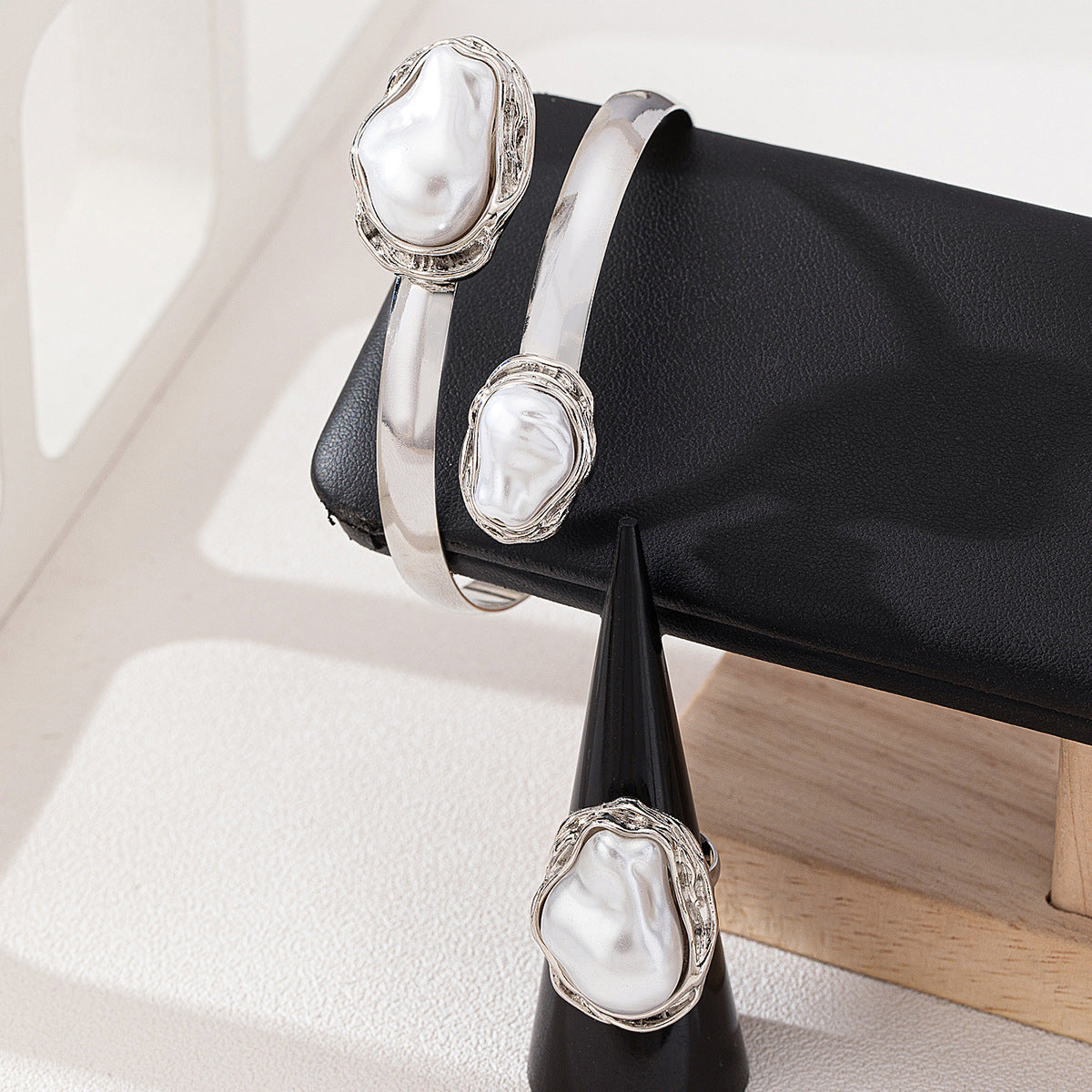 Elegant Retro Pearl Ring and Bracelet Set by Planderful