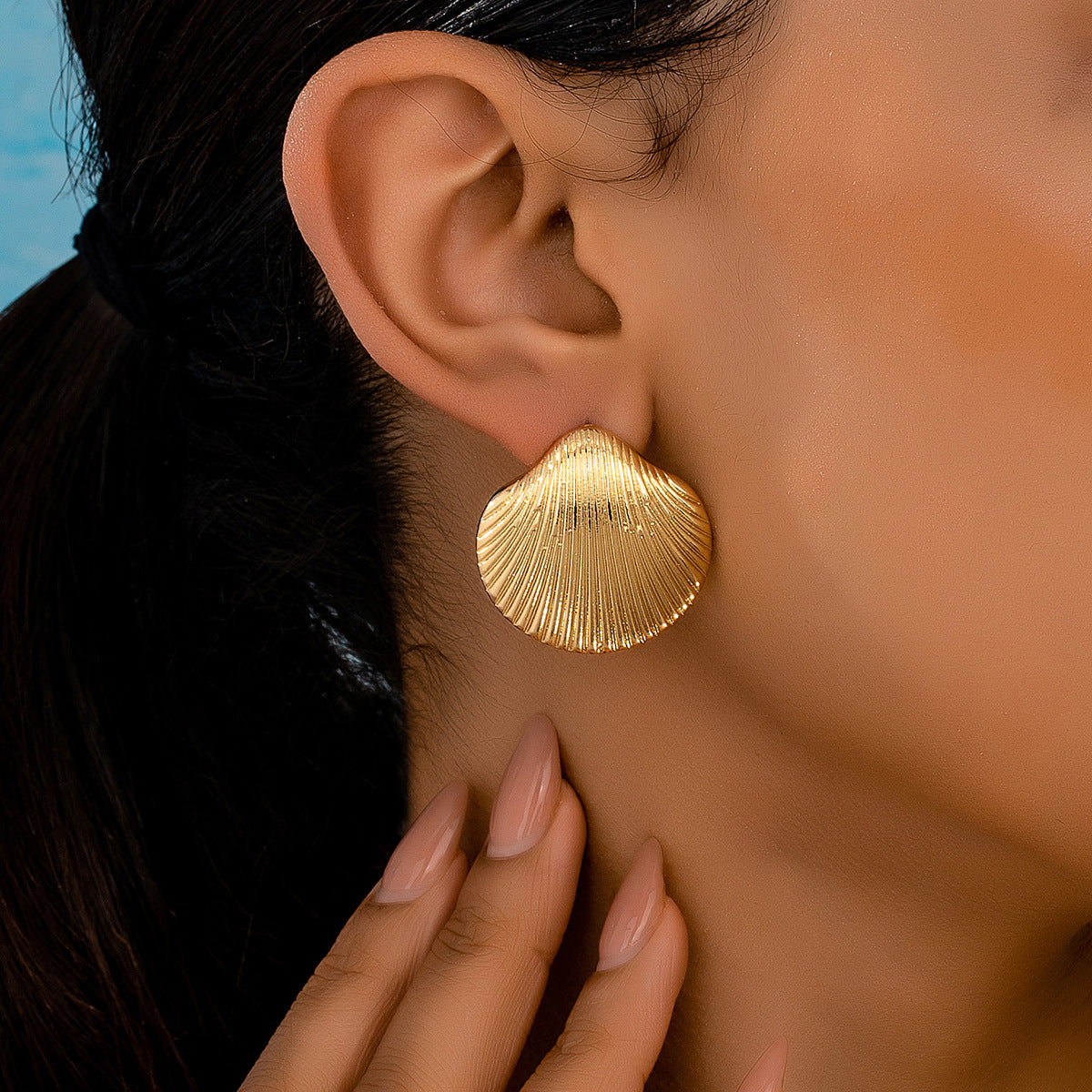 Planderful Vienna Verve Earrings – Retro Minimalist Textured Design