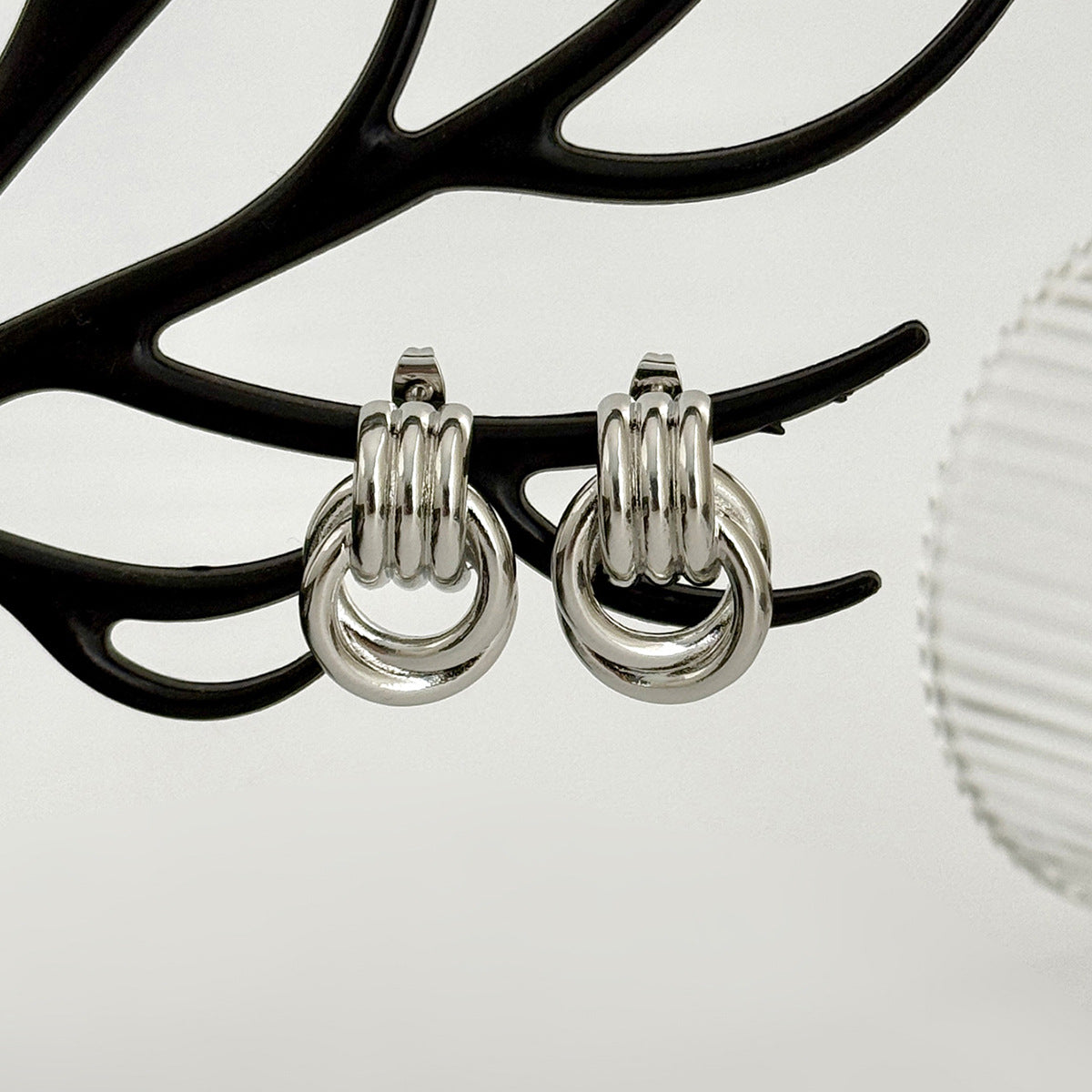 Planderful Vienna Verve Stainless Steel Ring Buckle Stud Earrings With Contrasting Color Lines For Modern Fashion Lovers