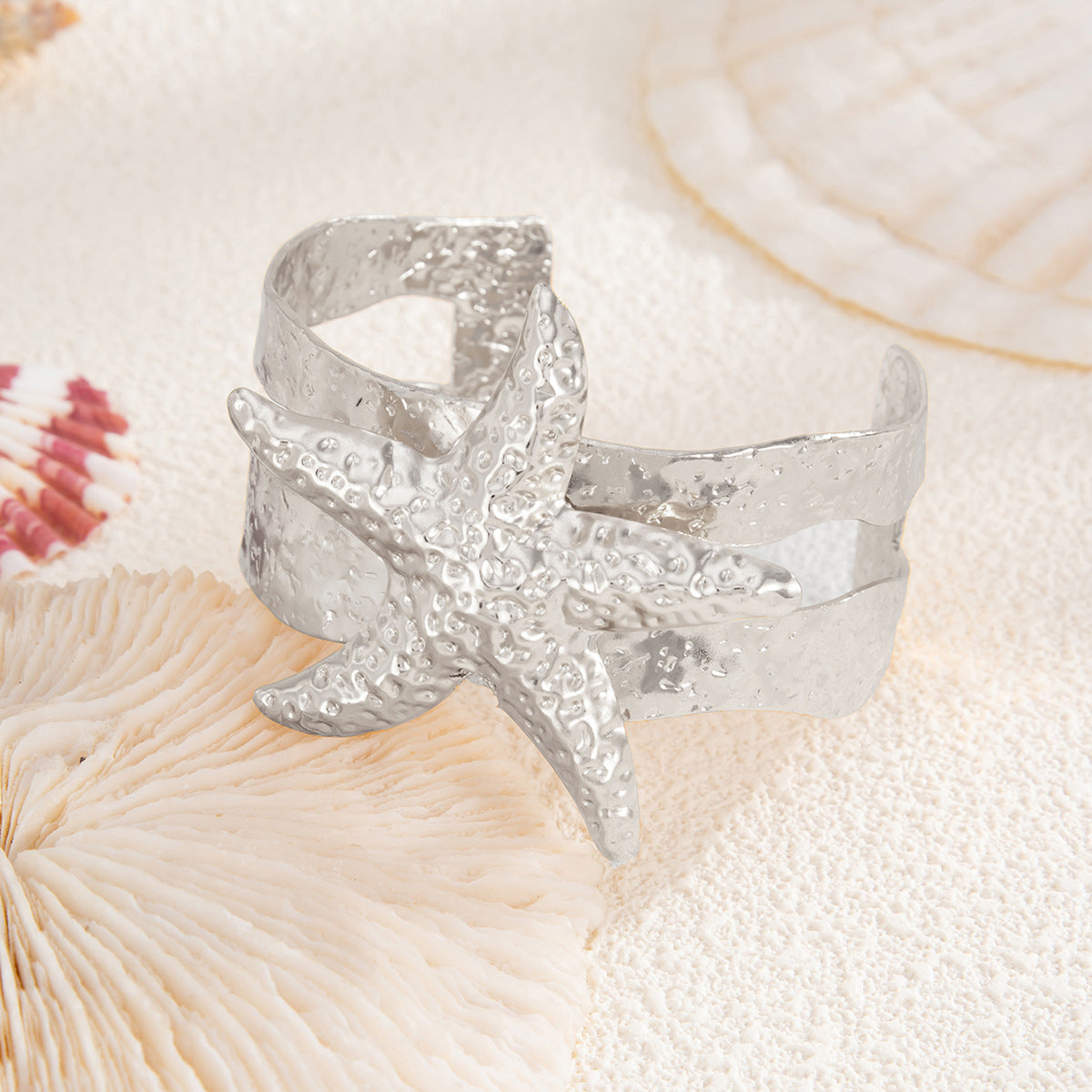 Planderful Vienna Verve Bracelet – Retro Exaggerated Ocean-Inspired Design