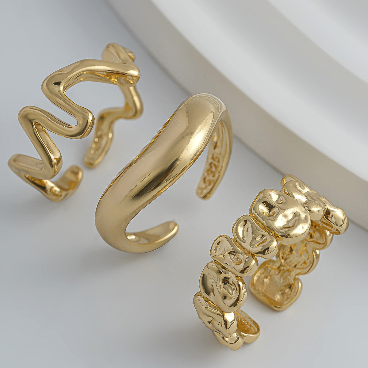 Planderful Vienna Verve Geometric Metal Ring For Fashion Forward Adults With Irregular Lava Texture