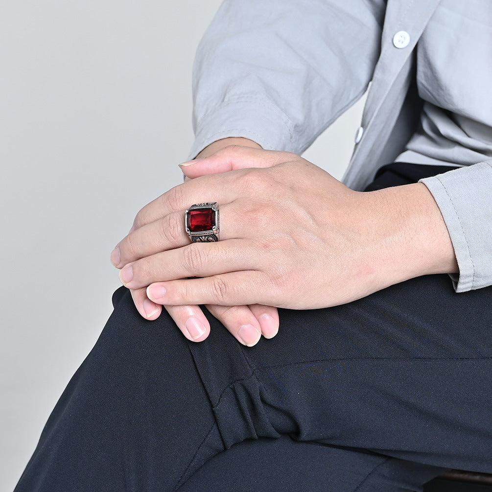 Planderful Men's Titanium Steel Ring With Glass Gem Inlay, European Retro Tulip Design, Bold Fashion Jewelry