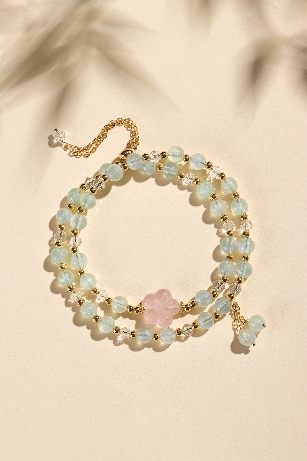 Planderful Fortune's Favor Crystal Beaded Bracelet – Fresh and Sweet Strawberry Design