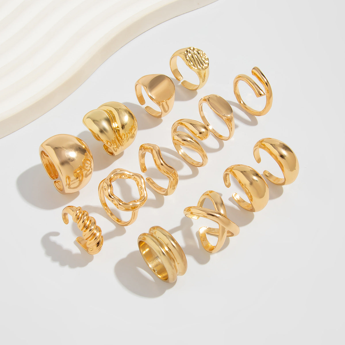 Planderful Vienna Verve Ring – Adjustable Geometric Design