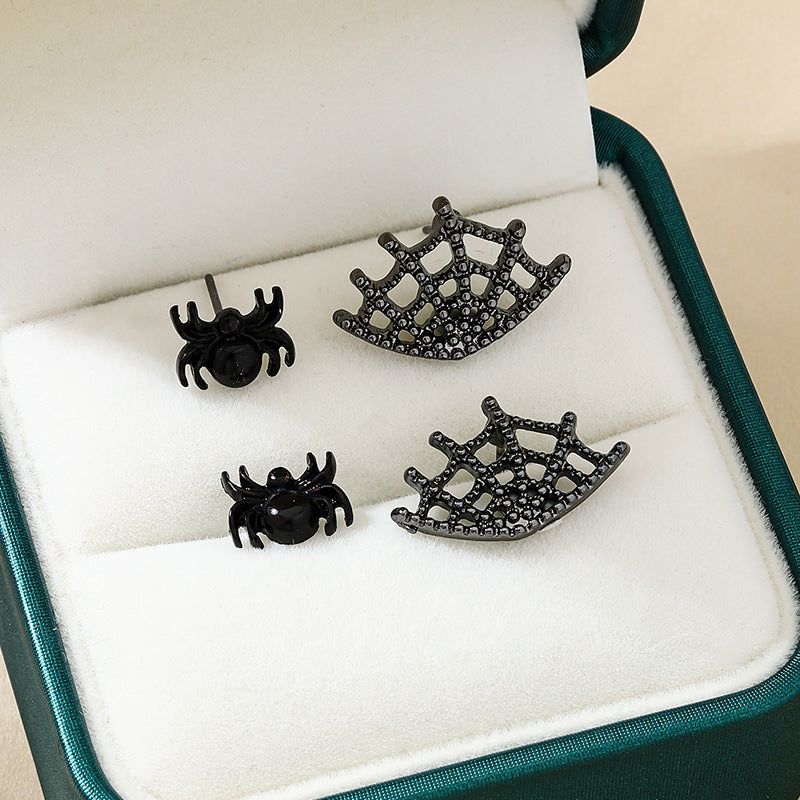 Planderful Vienna Verve Earrings Set – Creative Gothic Spider Web Design