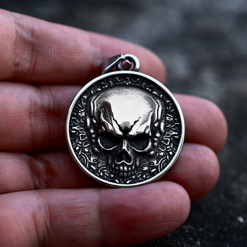 Stainless Steel Casting Engraved Skull Pendant – Hip-Hop Titanium Steel Round Plate Necklace