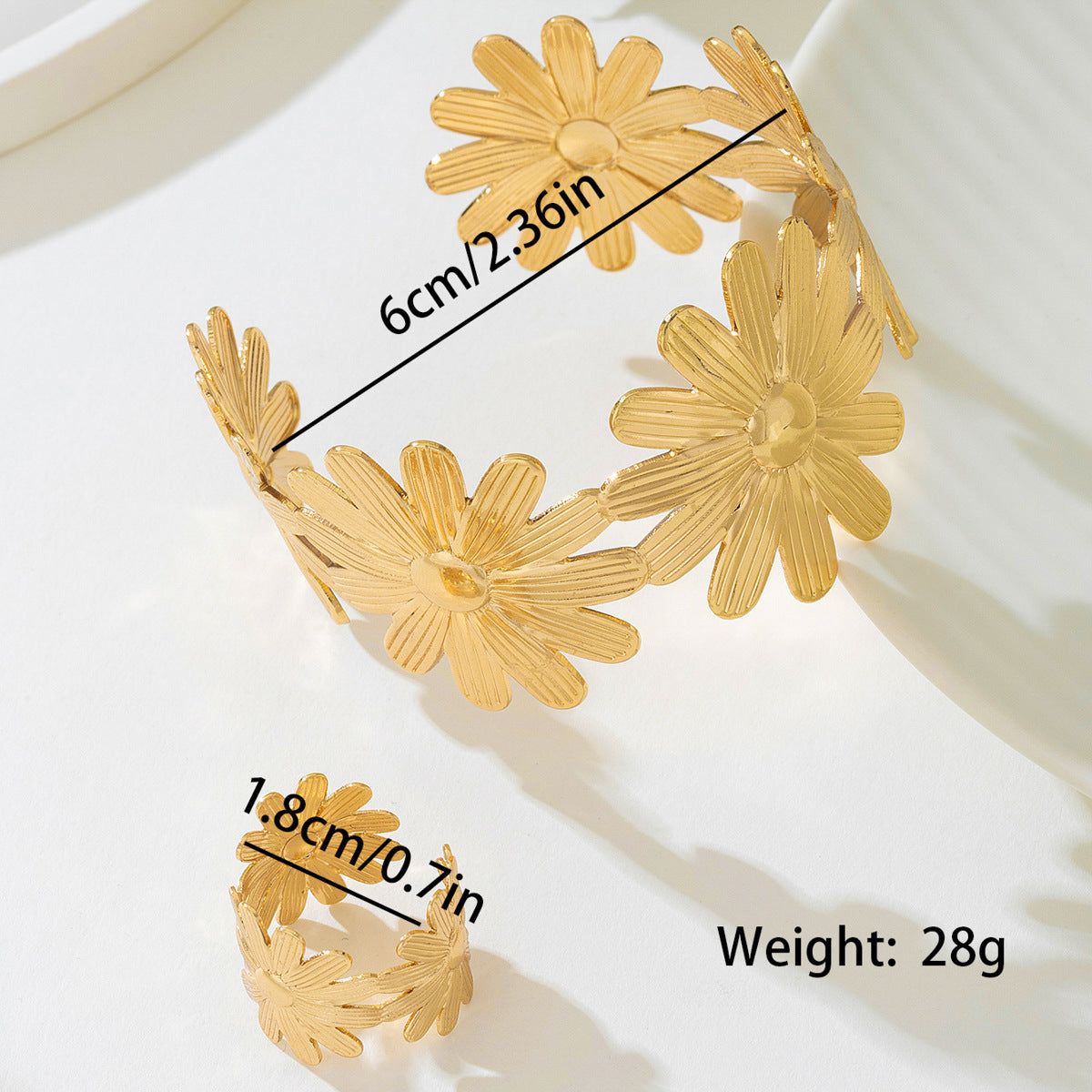 Planderful Vienna Verve Jewelry Set – Fashionable Retro Metal Flower Design