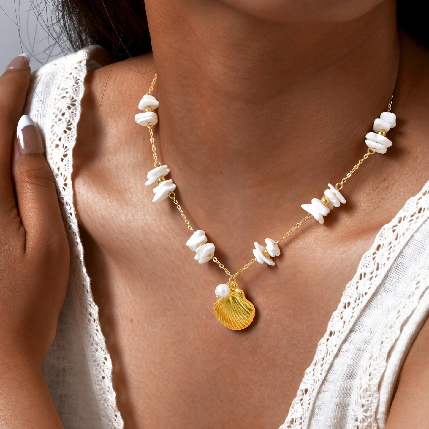 Seaside Summer Small Fresh Ocean Wind Stainless Steel White Shell Square Piece Metal Necklace