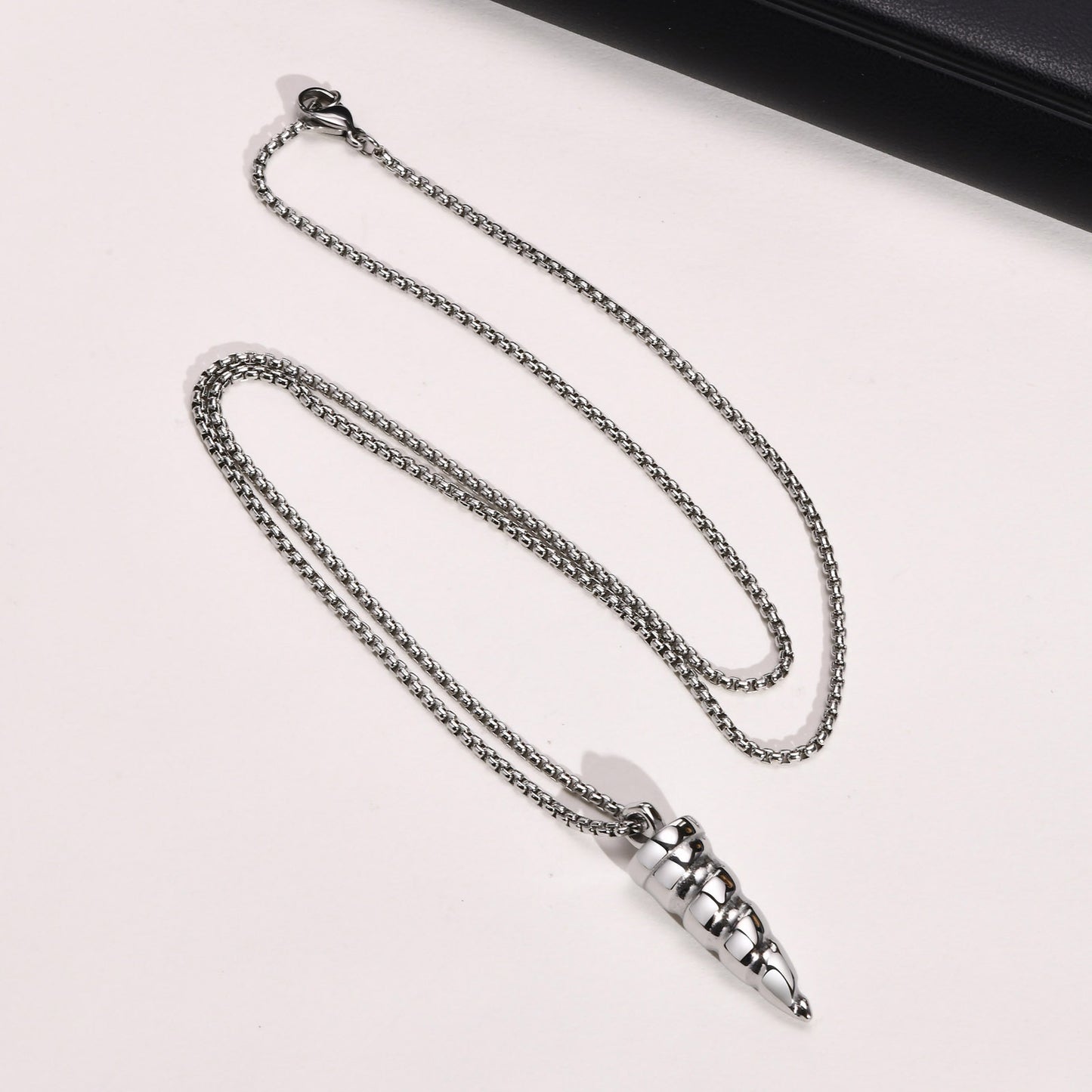 Foreign Trade Men's Fashion Personalized Necklace Unicorn Pendant