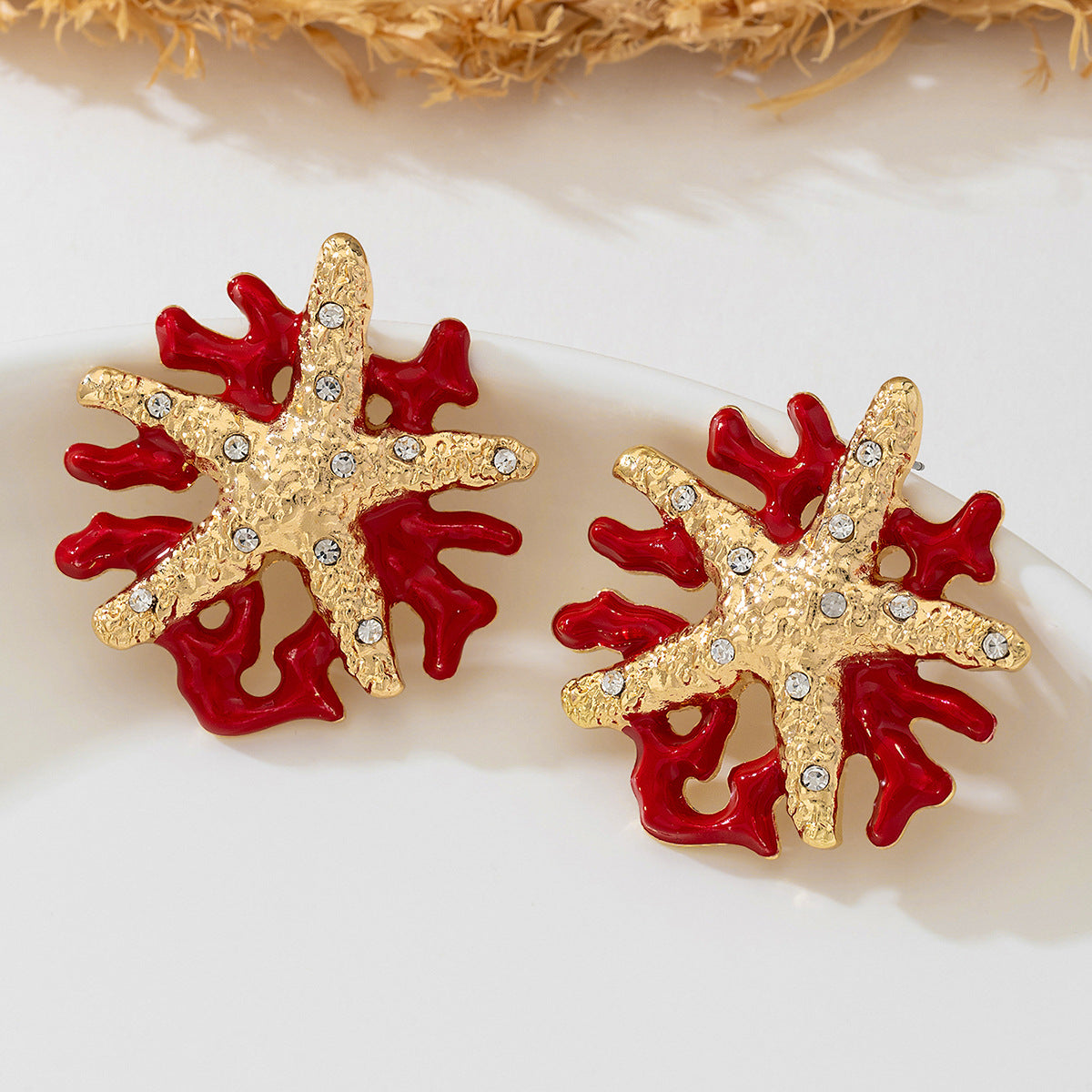 Planderful Vienna Verve Earrings – Fashionable Metal Gold Starfish Design