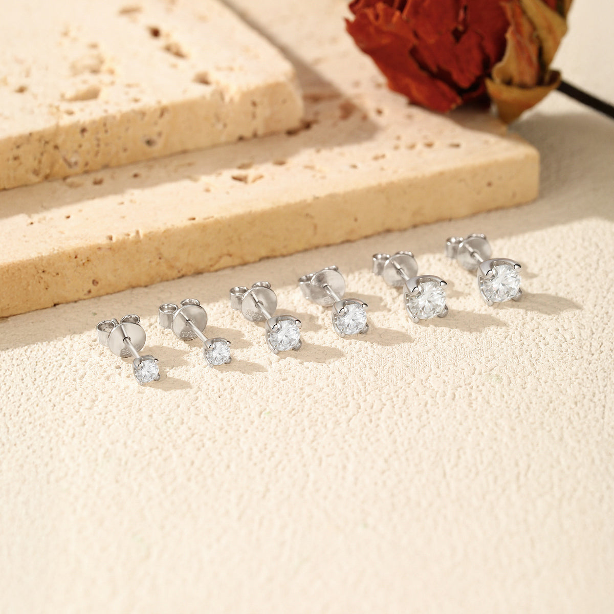 925 Sterling Silver 0.50 ct Moissanite Threaded Stud