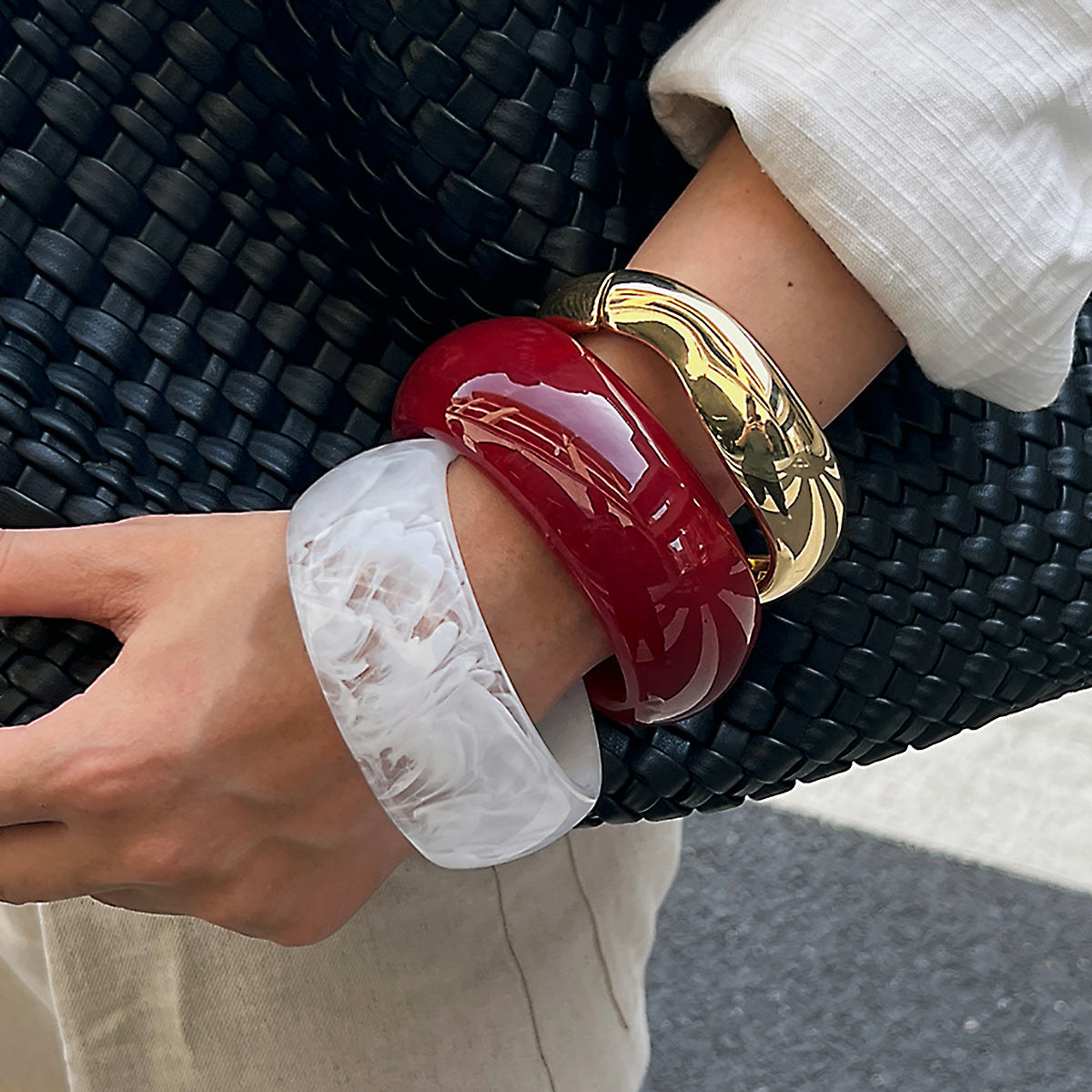 Street Shot Smudging Irregular Wide Bracelet Geometric Exaggeration Spring Buckle Opening Bracelet
