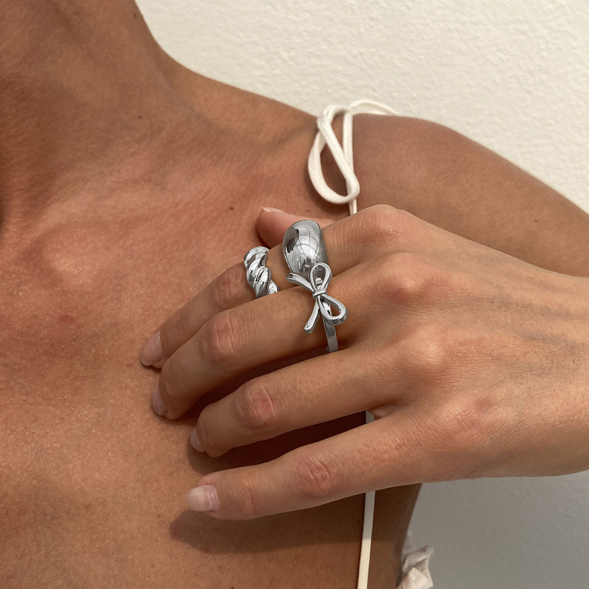 Planderful Vienna Verve Ring – Retro Geometric Design