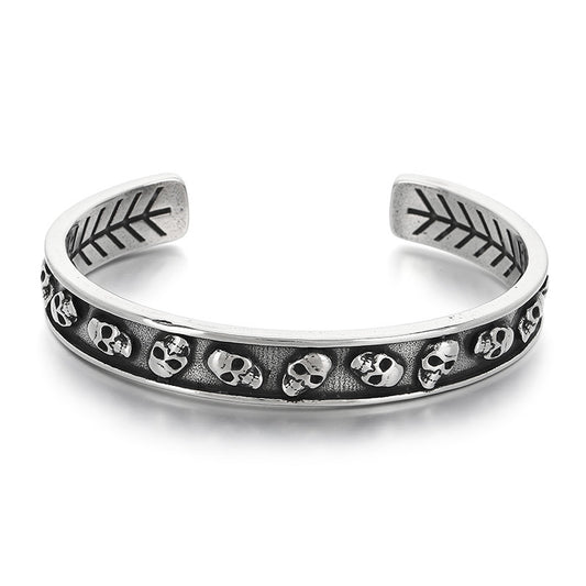 Dark Devil's Eye Bracelet – Punk Gothic Little Skull Single Row Maple Leaf Titanium