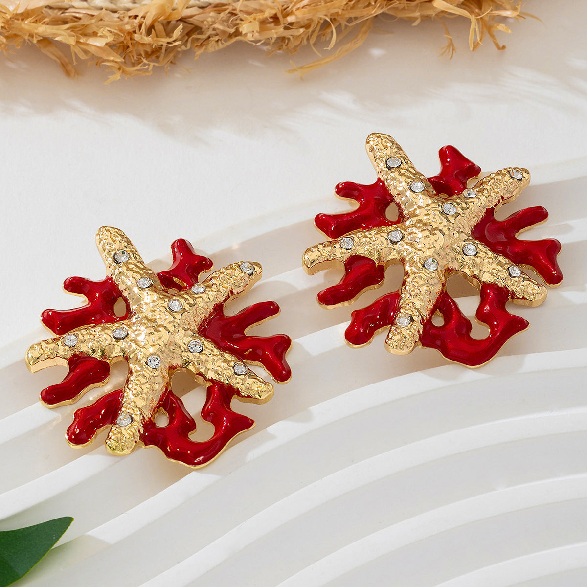 Planderful Vienna Verve Earrings – Fashionable Metal Gold Starfish Design