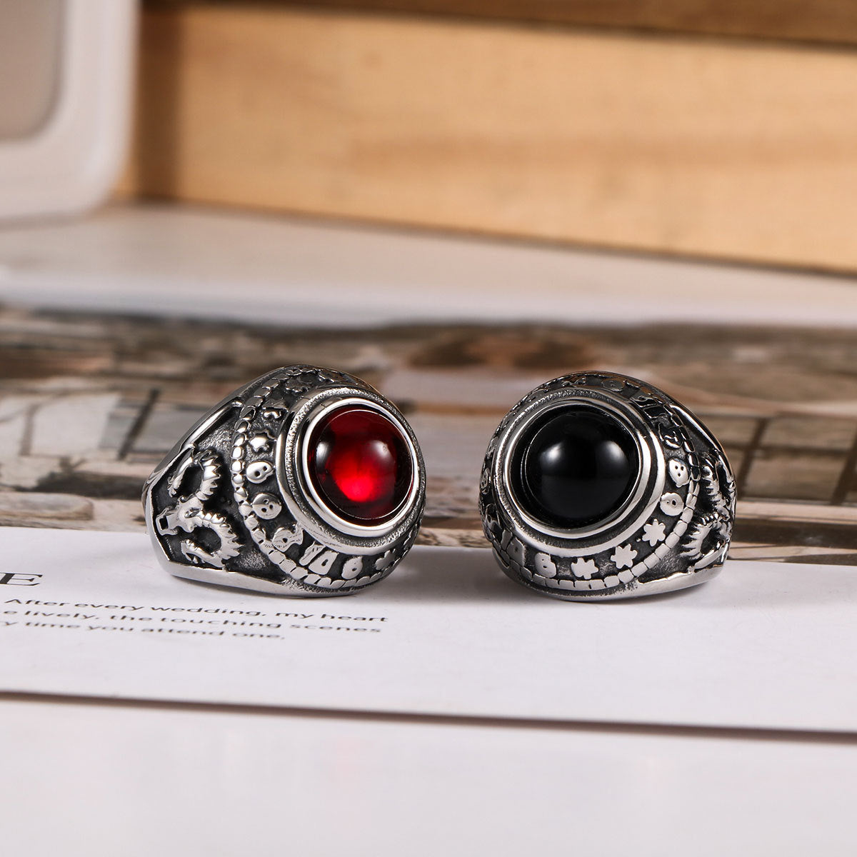Retro Titanium Steel Ring For Men With Red Black Agate