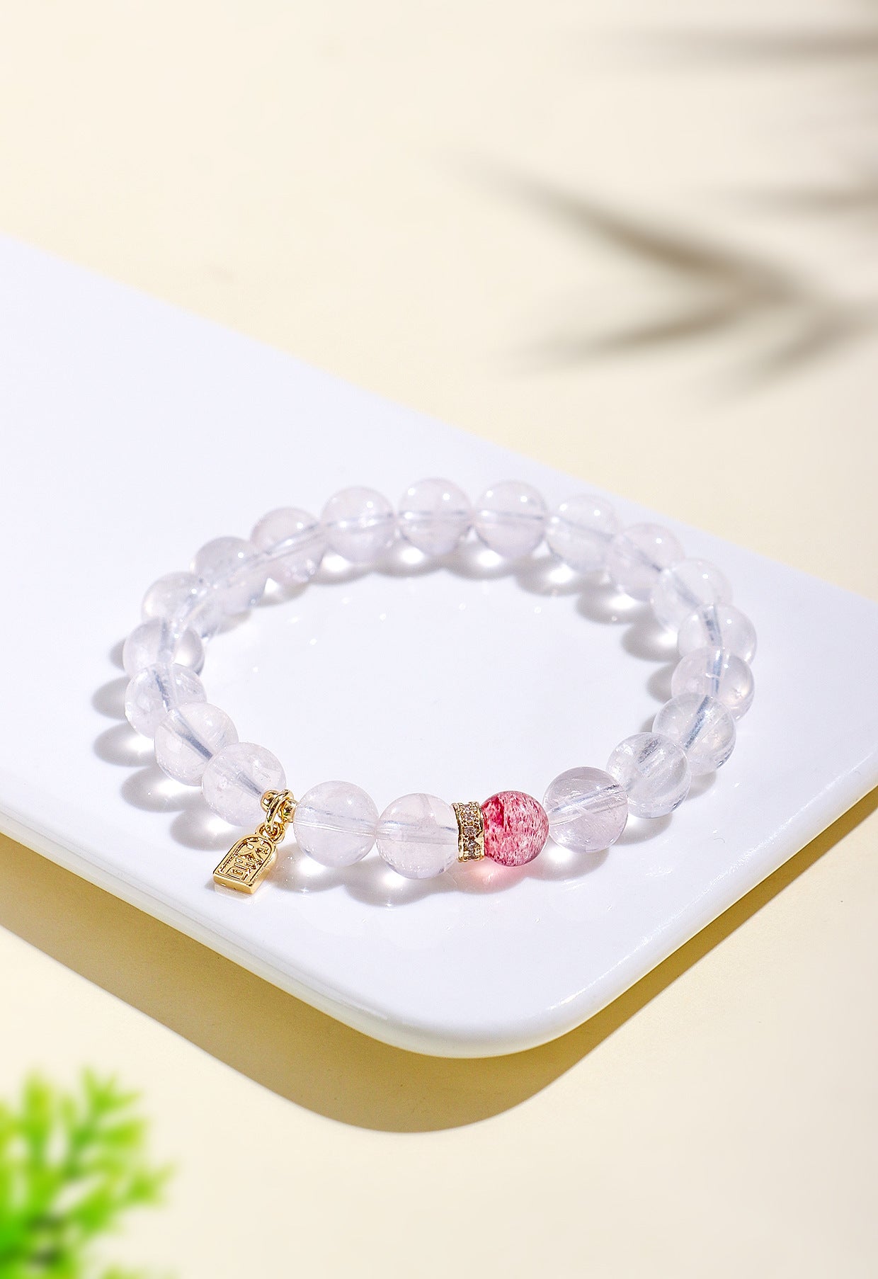 Planderful Fortune's Favor Bracelet – Sweet Strawberry Crystal Design