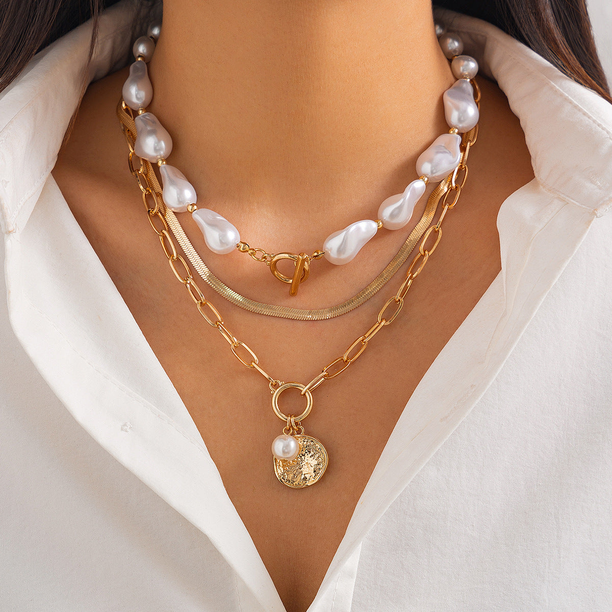 Baroque Pearl & Disc Pendant Layered Necklace Set