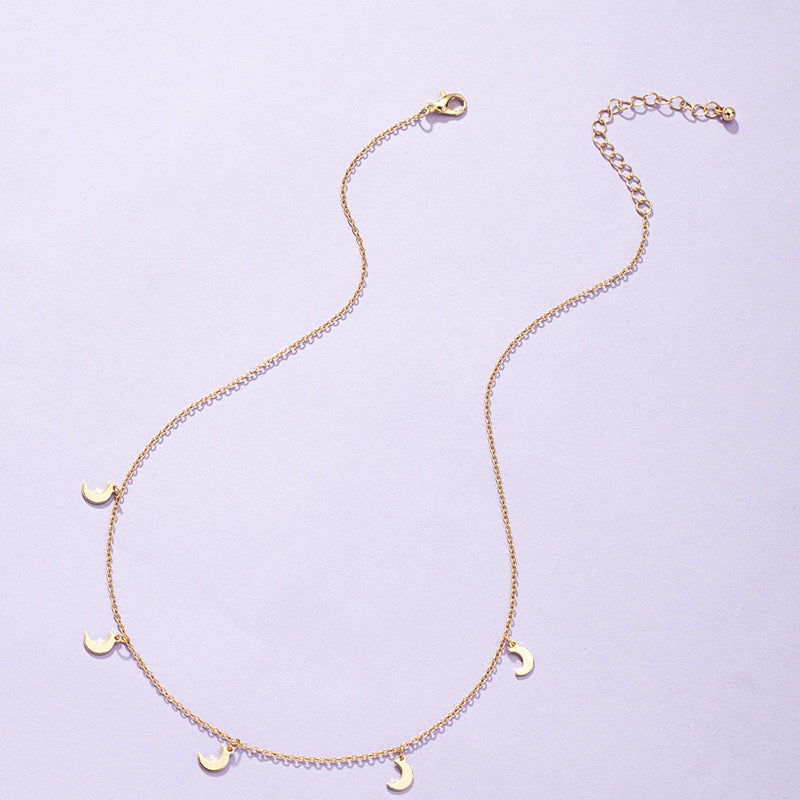 Moonlit Charm Single-Layer Necklace - Chic Design for Stylish Women