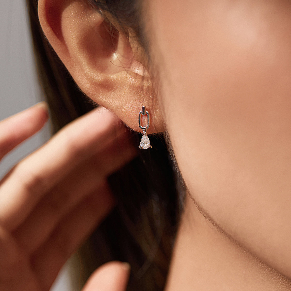 925 Sterling Silver Geometric Teardrop Moissanite Earrings