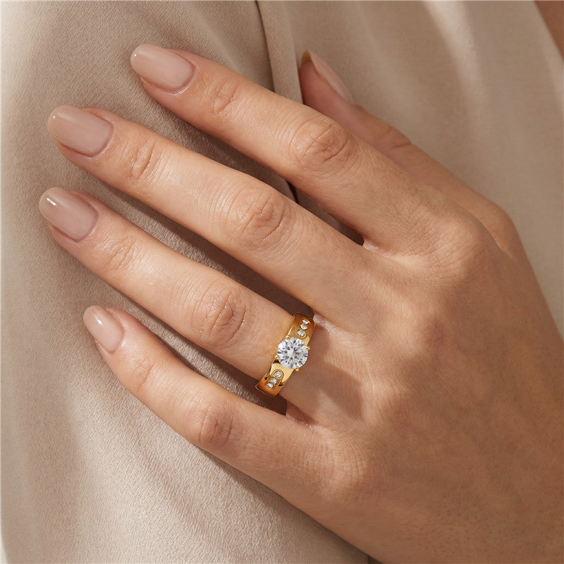 Four-Claw Zircon Titanium Steel Women's Ring Stainless Steel Zircon