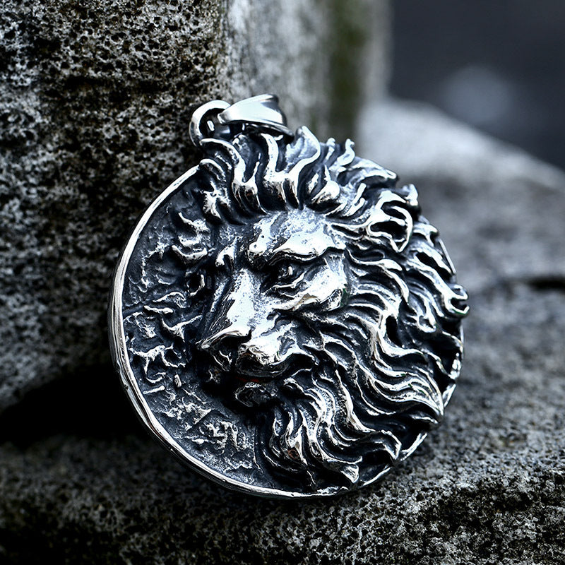 Personalized Lion Head Titanium Steel Pendant for Men - Retro European and American Style