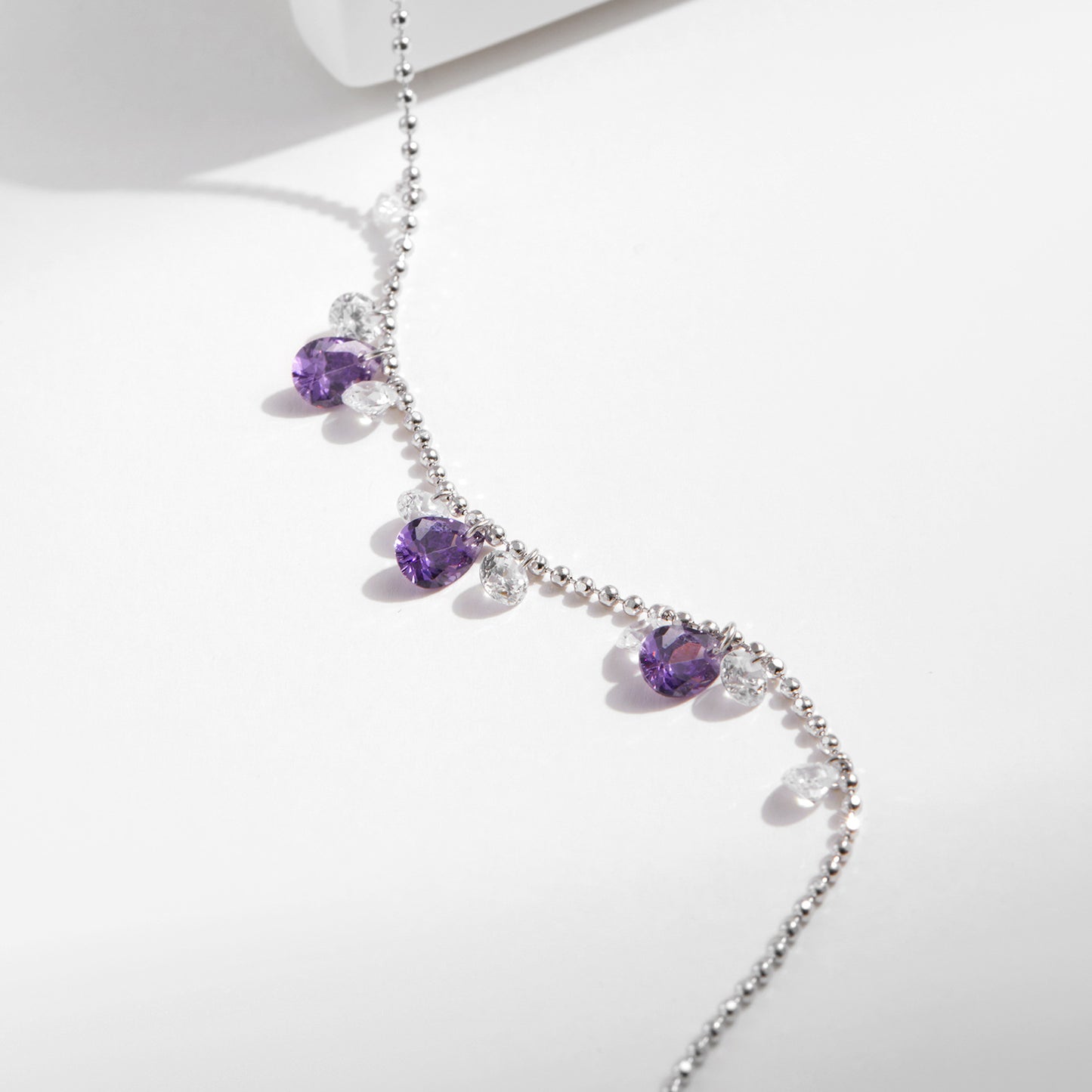 Planderful Everyday Genie Bracelet – Sparkling Zircon and Amethyst Design