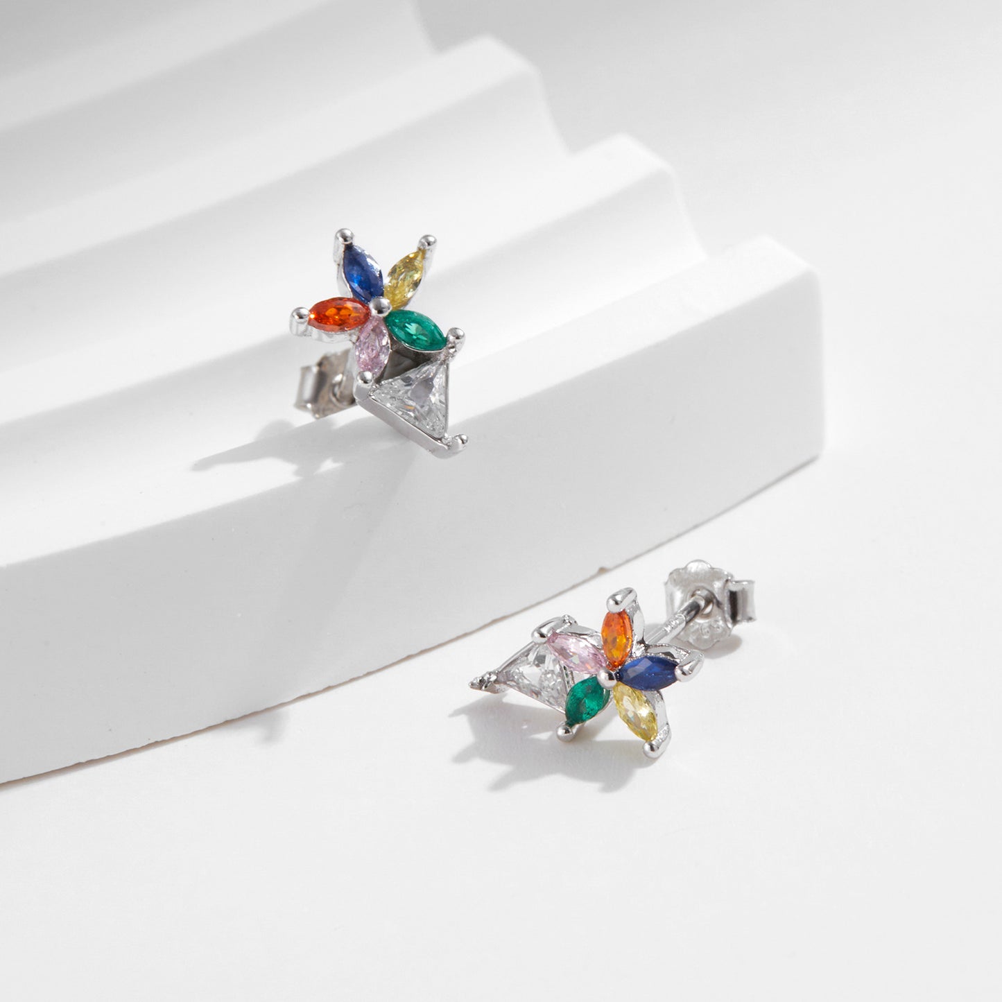 Planderful Everyday Genie Earrings – Exquisite Rainbow Zircon Flower Design