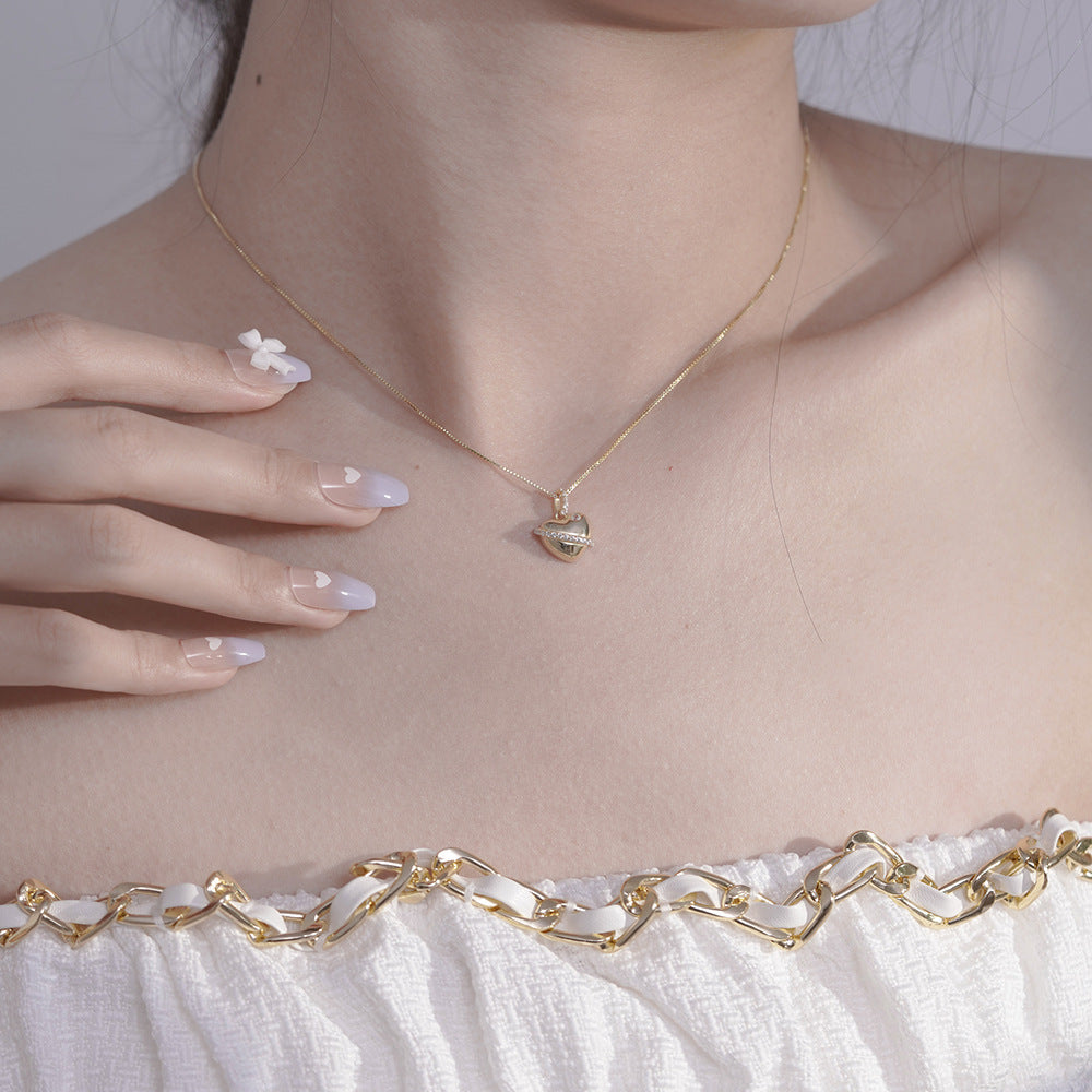 Korean Version S925 Silver Love Pendant Necklace Women