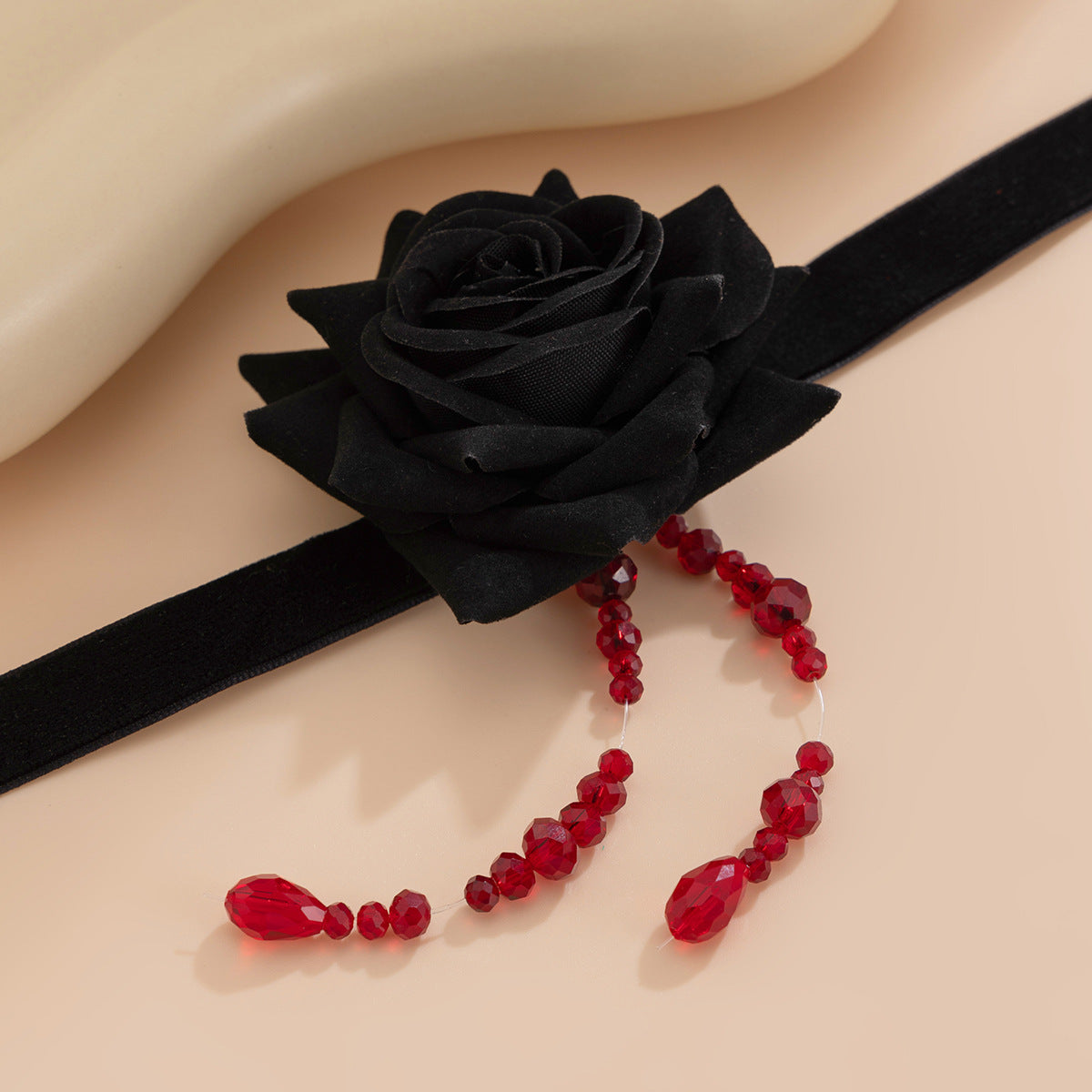 Gothic Rose & Dripping Pendant Choker