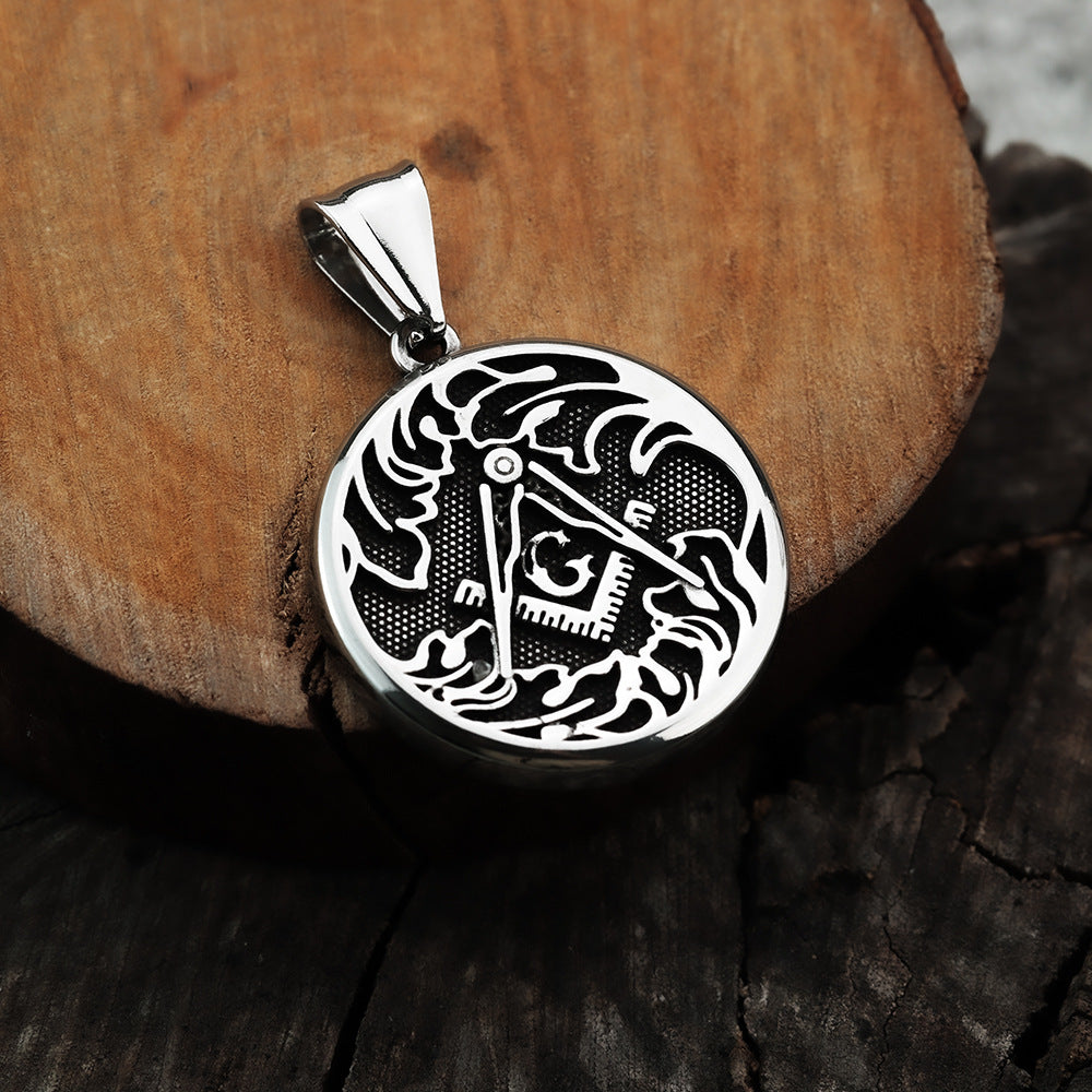 European and American Men's Freemasonry Badge Necklace