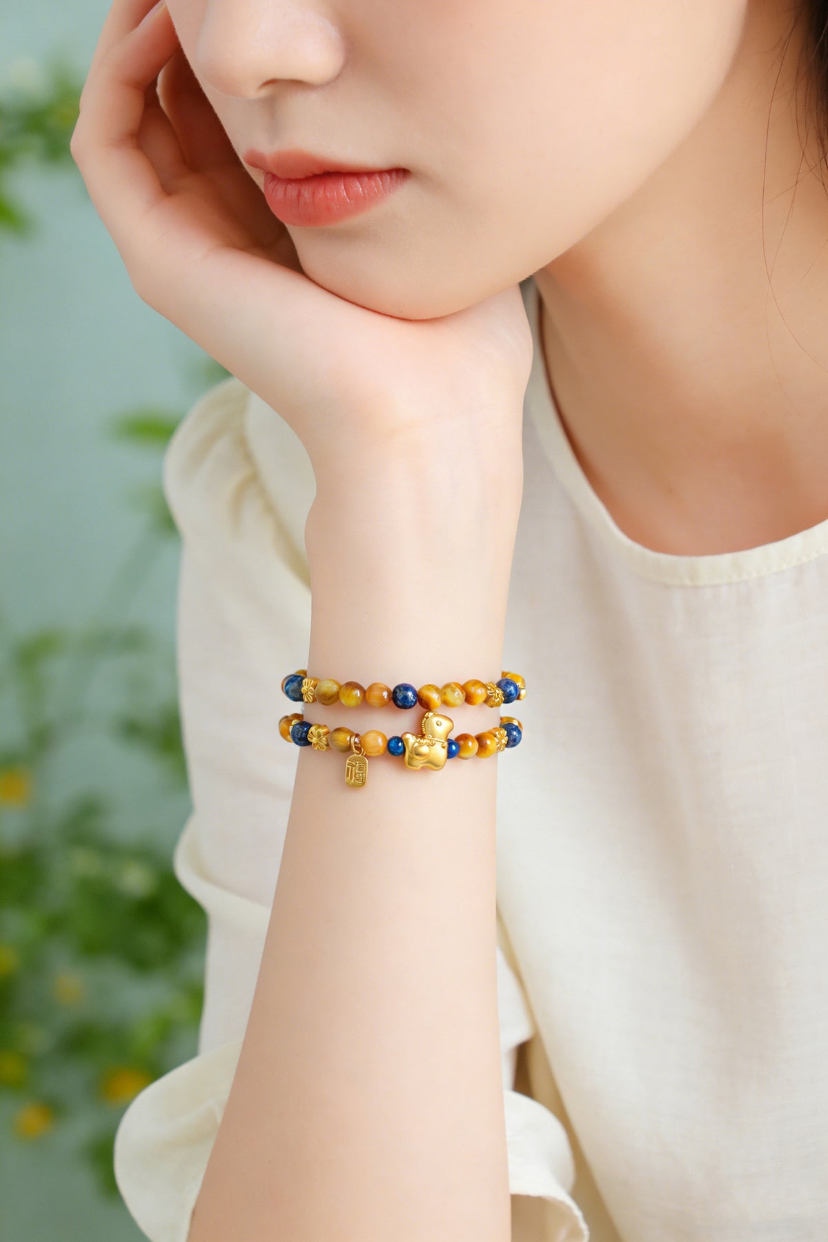 Lapis Lazuli Horse Eye Bracelet